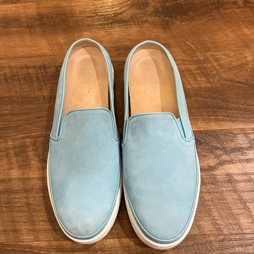 Women’s Vionic Blue Mule Slip in Sz. 11